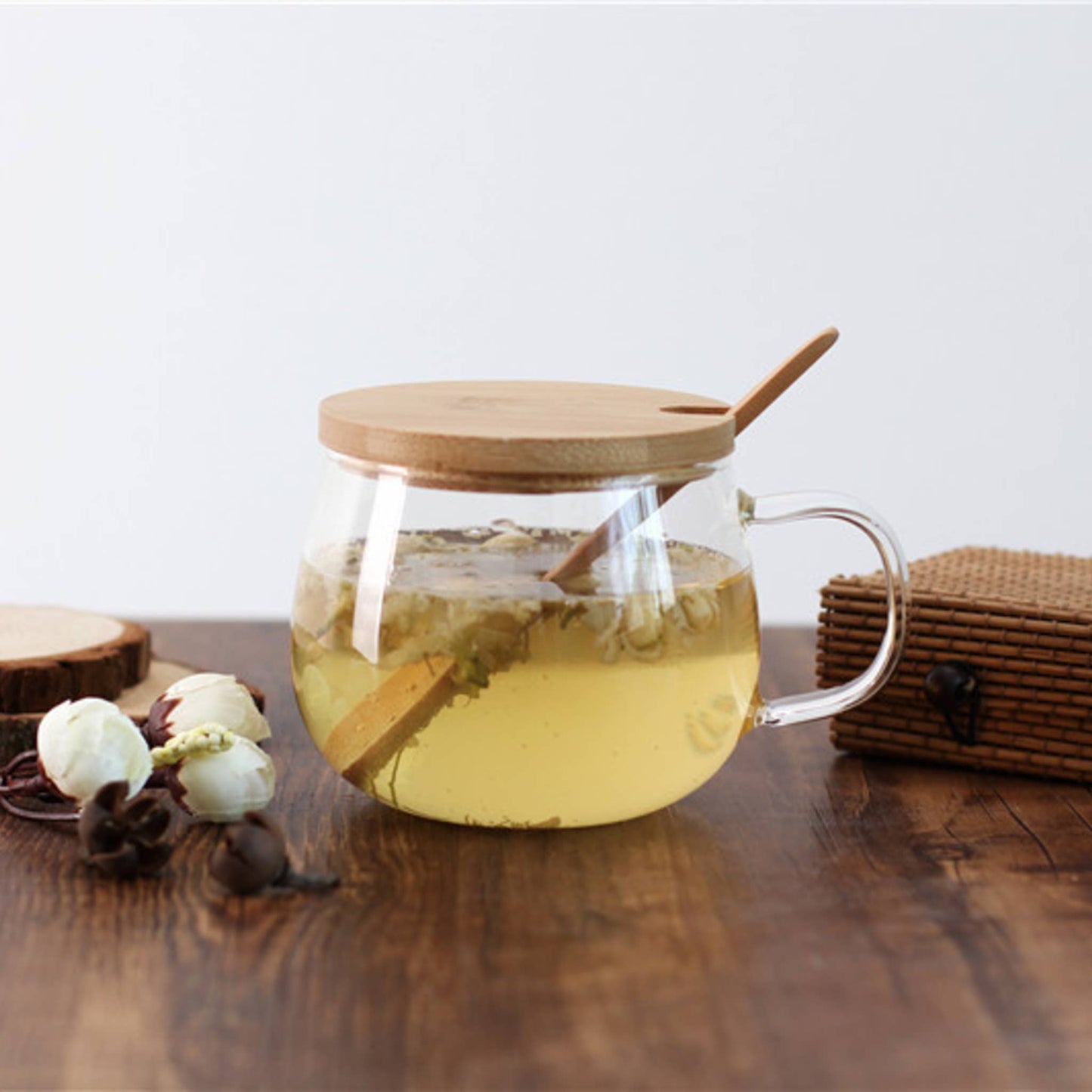 The Grateful Tea Co - Borosilicate Glass Teacup w/ bamboo lid & spoon 11oz
